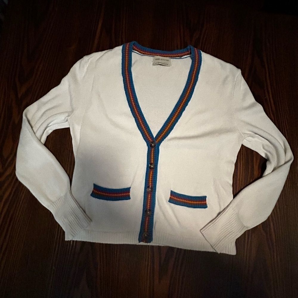 Urban outfitters‎ white contrast trim cropped sweater Small - Picture 11 of 13